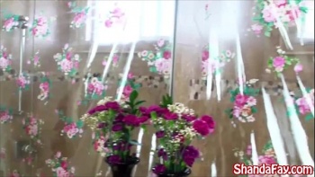 Захватила игрушку в душ сексвидео