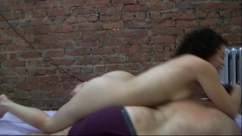 Откровенно сняли девушек