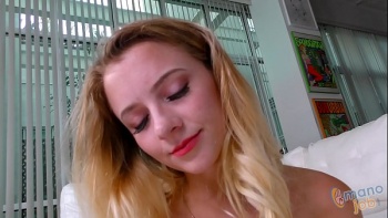 Девушка обкончала парню лицо