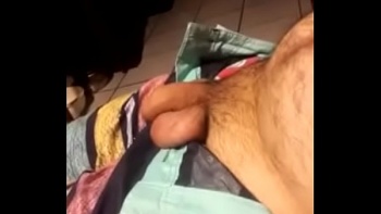 Она решила подпустить поближе этого парнишу