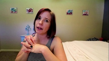 Мама заставляет жестко сосать у папы