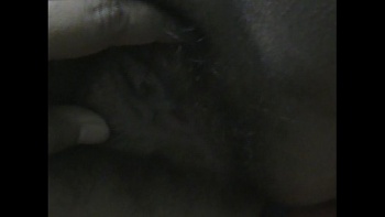 Баба показала волосатую пизду видео