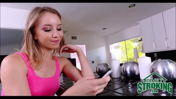 Сынок зашел к мамке в спальню и та лежала там в одном халате и парень сразу начал ее лапать