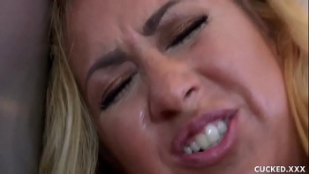 Русский муж снимает секс друга с женой