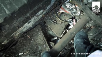 Залил спермой сисяндры