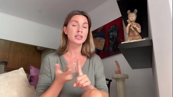 Как правильно вылизать сперму из пизды видео