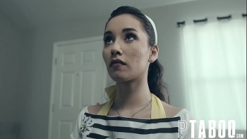 Он показался ей мощным